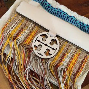 Tory Burch Straw clutch
